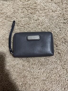 Marc by Marc Jacobs Gray Pebbled Leather Wristlet Wallet